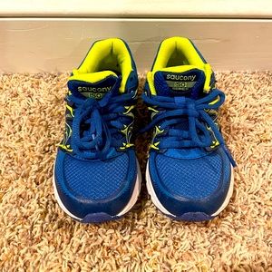 Boys size 13w saucony running sneakers. Excellent used condition. Barely worn.